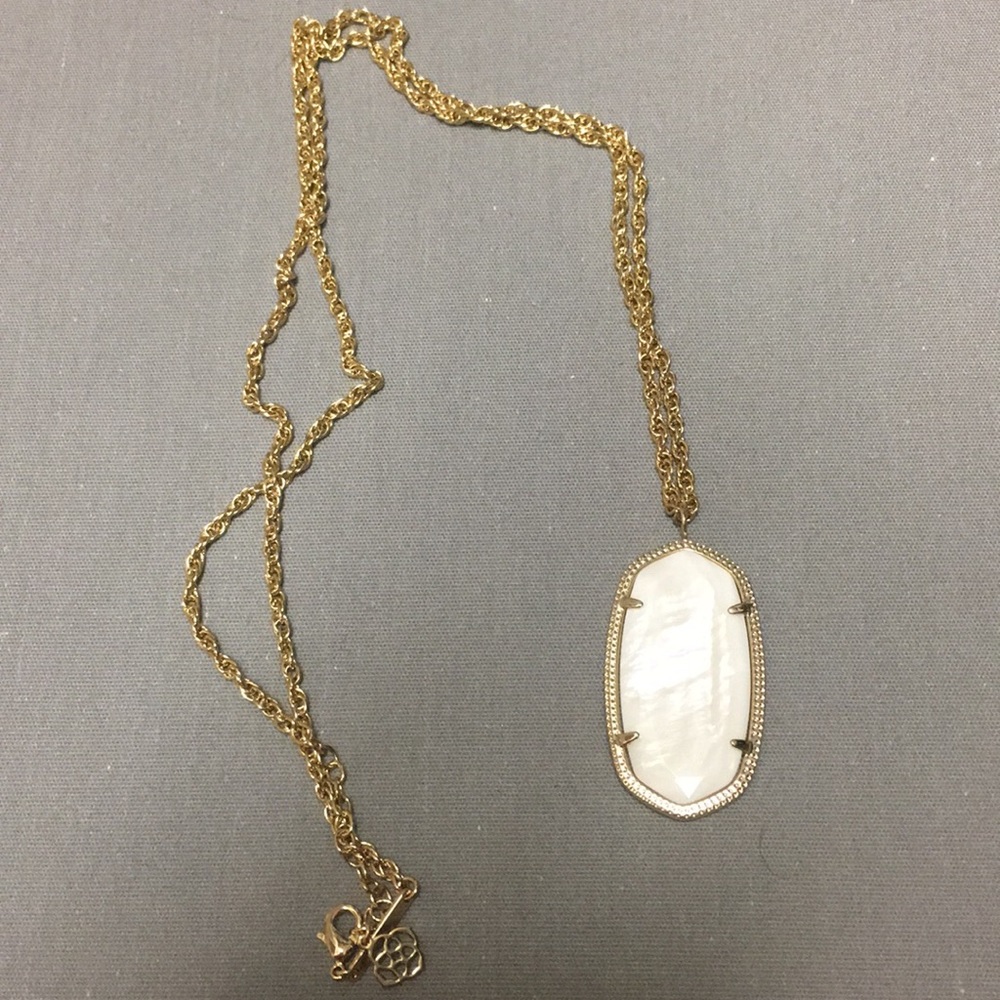 Kendra Scott necklace - Picture 2 of 2